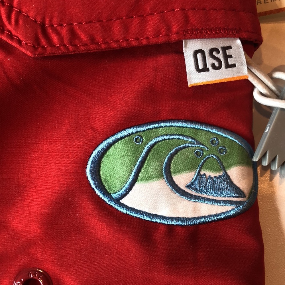 NWT QuickSilver Edition Vibrant Red Board Shorts Quick-Drying Swimwear Men’s 38 - Picture 2 of 11